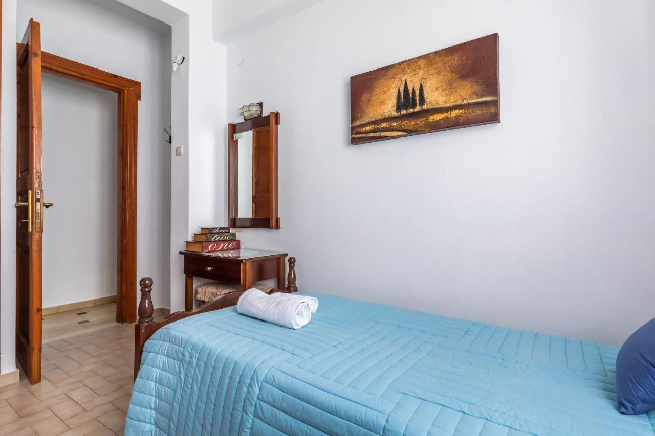 Ourania Apartment สโกเปลอสทาวน์ ภายนอก รูปภาพ